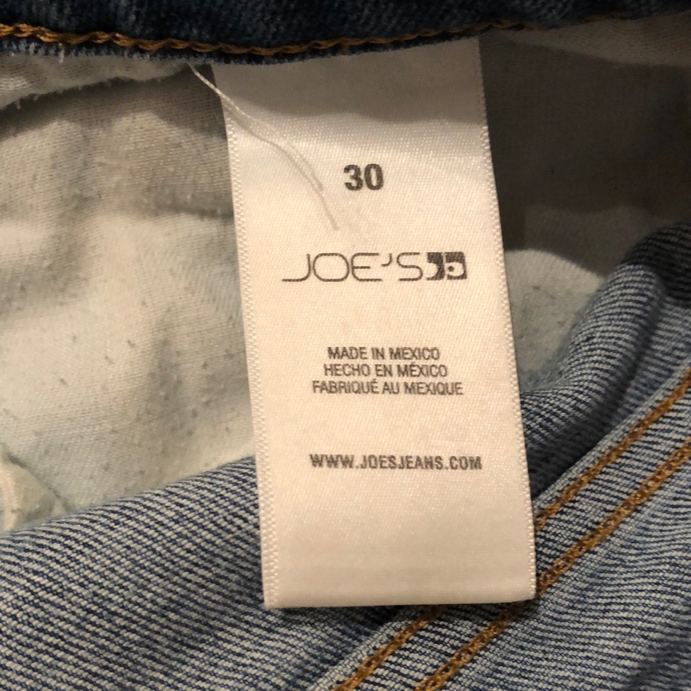 Joe's Jeans Medium Wash Skinny Denim two pants same brand different style. - Picture 4 of 13